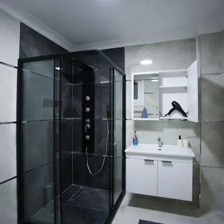 Apartment Your Modern,sweet &